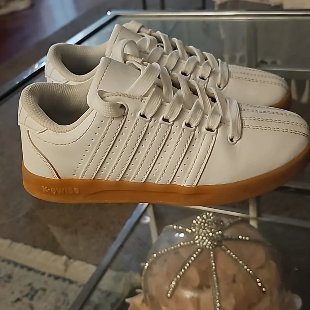 K-Swiss classics size 1 - Picture 2 of 12